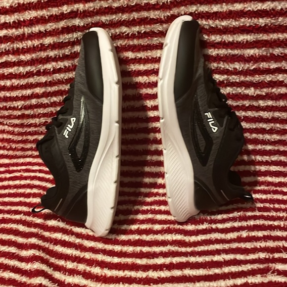 FILA Speedchaser 4 - Picture 3 of 4